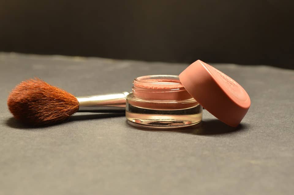 powder brush